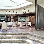 شقة Carbona 205