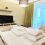 شقة Carbona 205 *