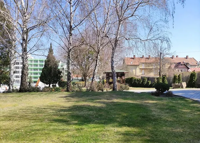 Carbona 205 アパート