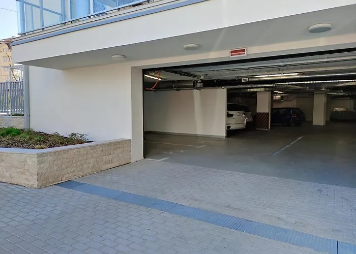 דירה Carbona 205